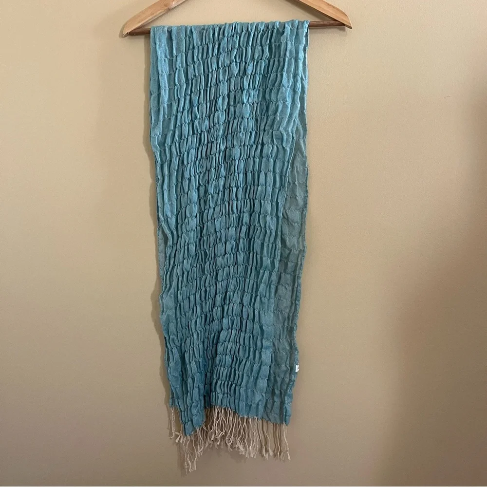Women’s Blue 100% Viscose Lightweight Fringed Smocked Boho Hippie Scarf - Picture 7 of 10